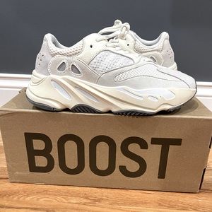 YEEZY BOOST 700 ANALOG 100% AUTHENTIC